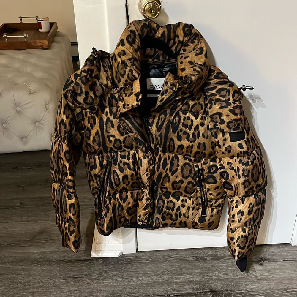 SAM New York leopard puffer coat size Small